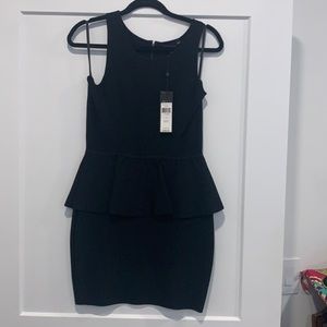 BCBG black size L body contouring peplum dress